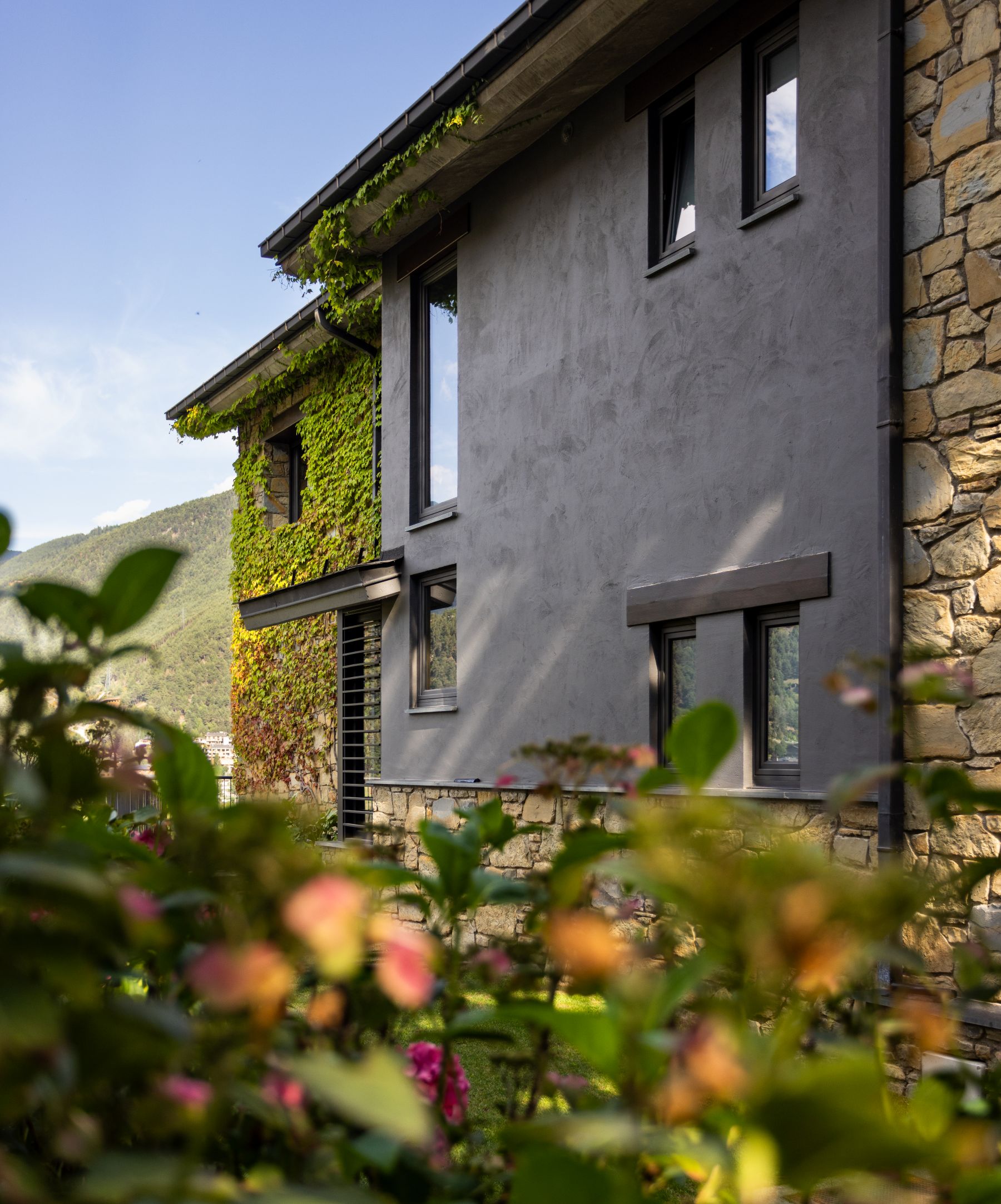 CASA TREBUAR &middot; Miquel Merc&egrave; Arquitectes